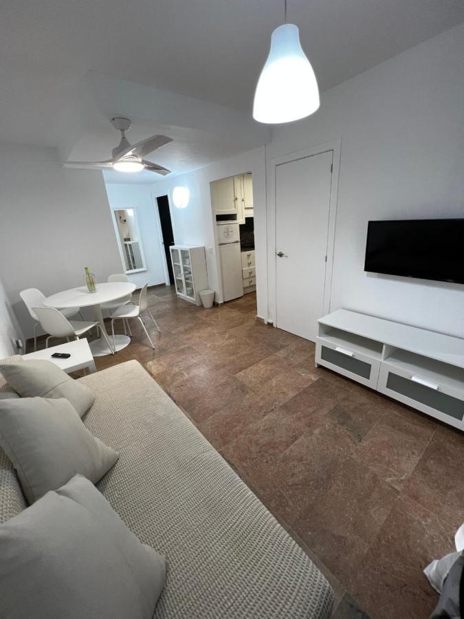 Apartamento A 3 Minutos De La Playa Салоу Екстериор снимка