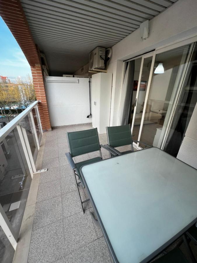 Apartamento A 3 Minutos De La Playa Салоу Екстериор снимка